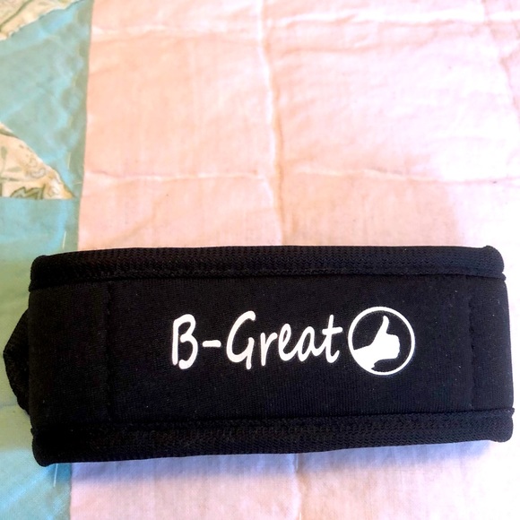 Steps Tracker/FitBit Band/Pouch 2 Carry, NWOT - Picture 6 of 16